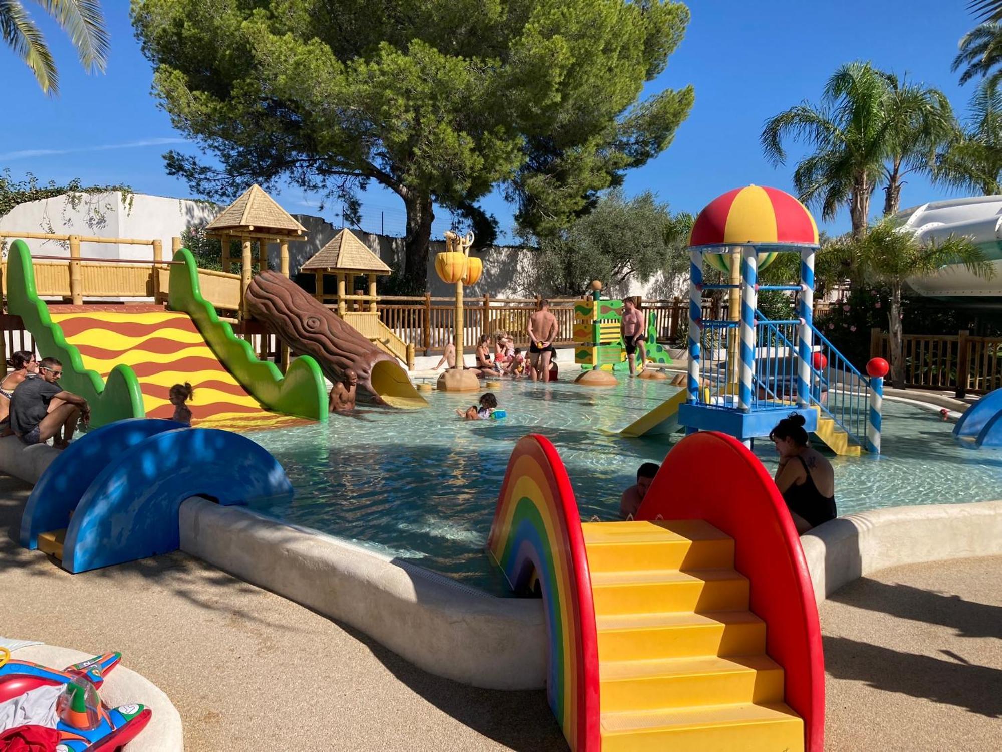 Camping La Baume 515 5*